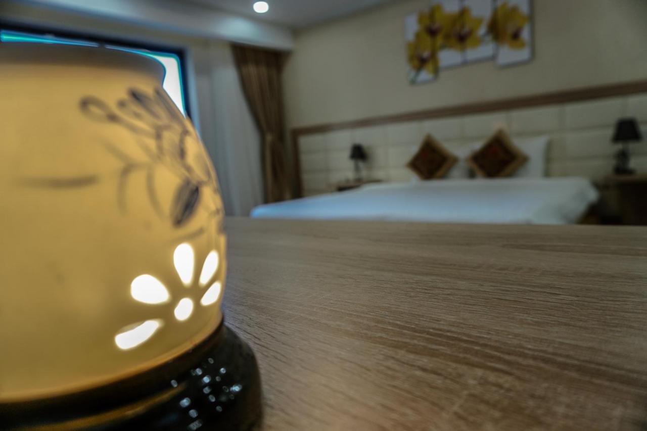 Ruby Hotel Da Nang Exterior photo