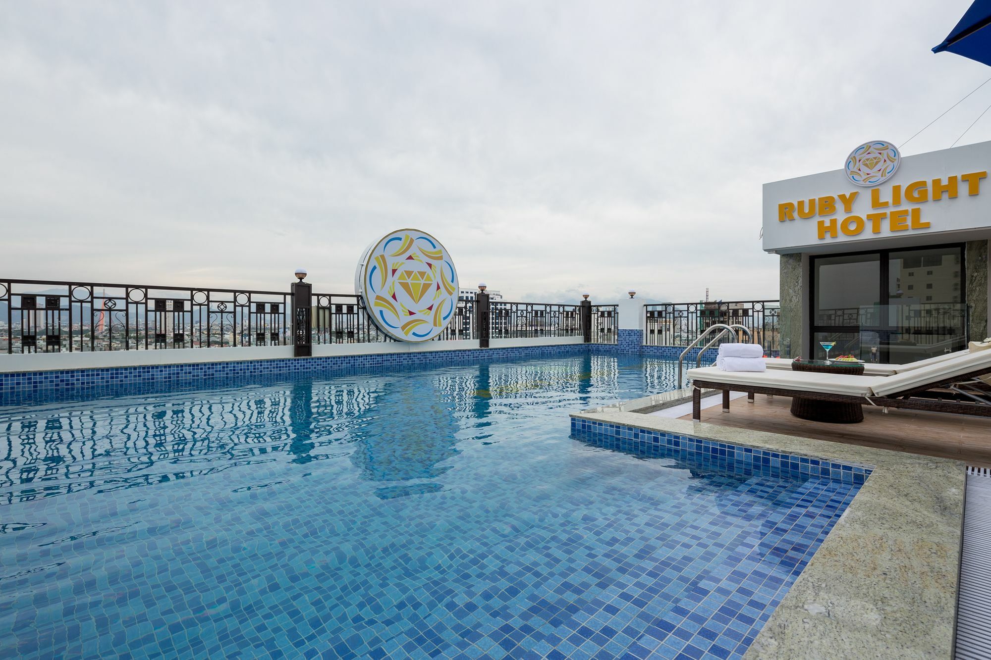 Ruby Hotel Da Nang Exterior photo